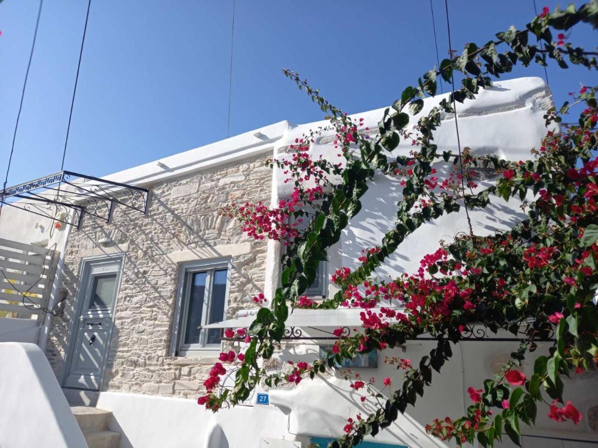 Villa Tristrato à Páros Extérieur photo